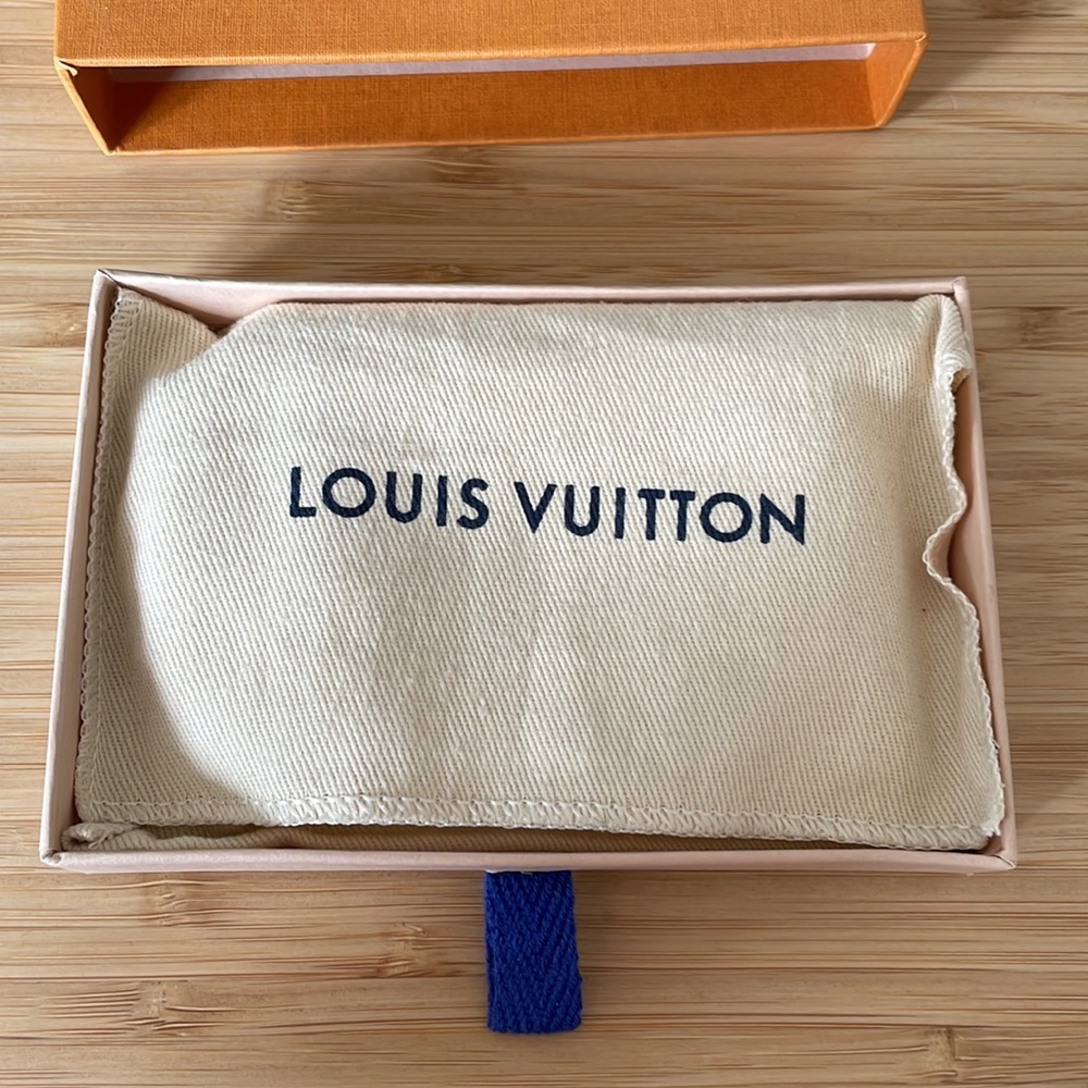 Louis Vuitton Key ring - Picture 2 of 5